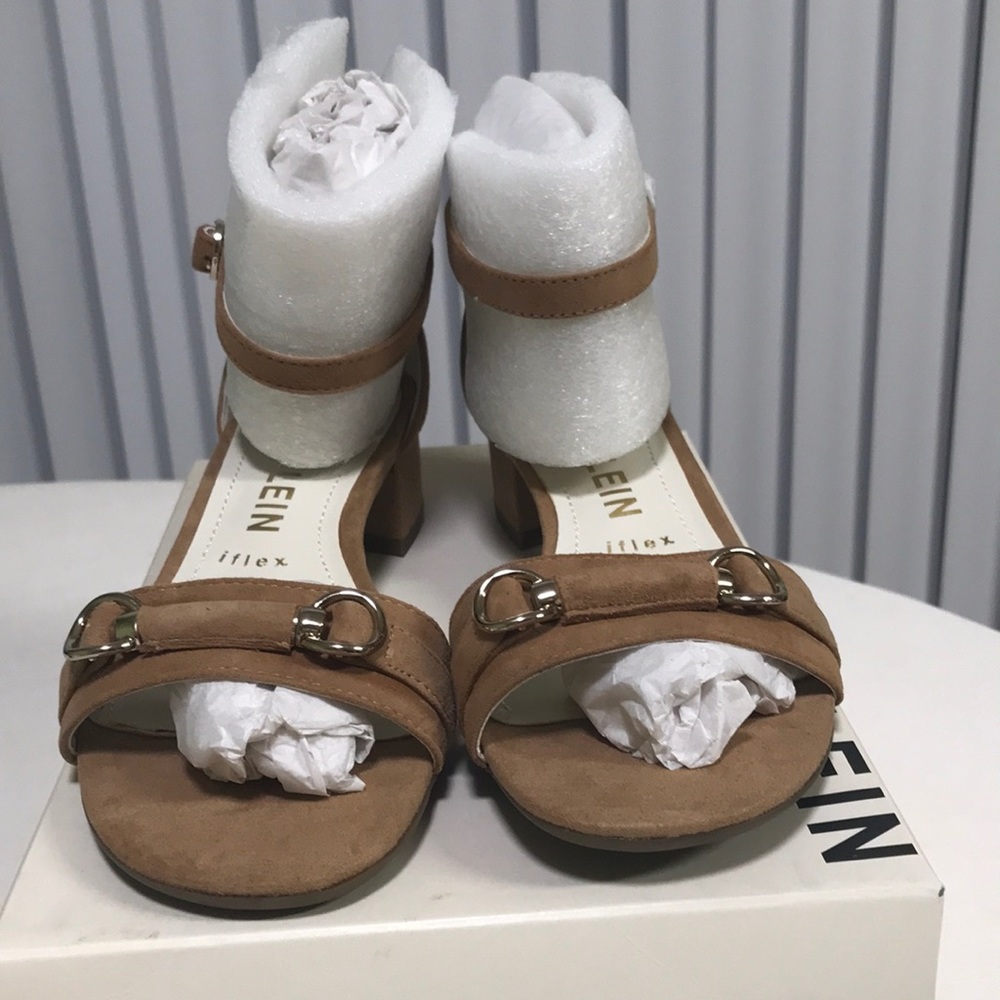 Anne Klein shoes size 9